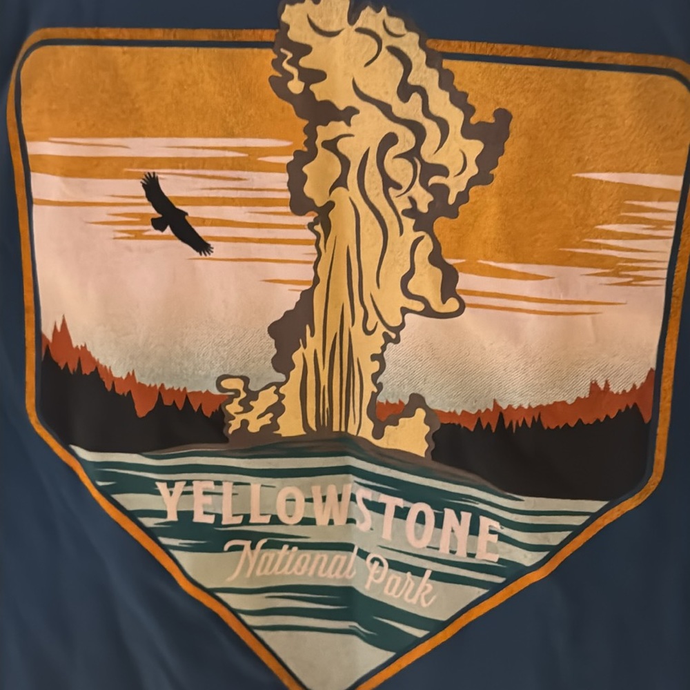 New Colombia Yellowstone Boys Shirt Size Small NWOT Still in Stores!!